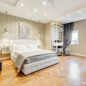 Mellini Palace By Premium Collection Casa de hóspedes